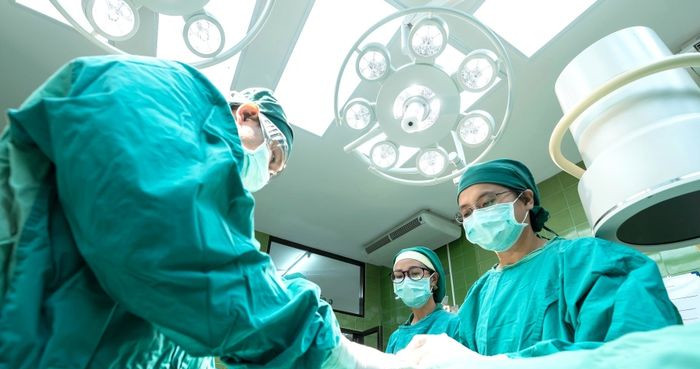 Kriteria dan Kerusakan yang Sering Terjadi pada Lampu Operasi