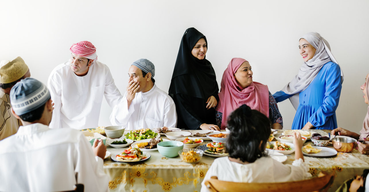 11 Tips Agar Tetap Sehat Saat Berpuasa