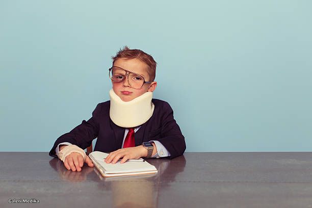 Cervical Collar, Alat Penyangga Untuk Cedera Leher