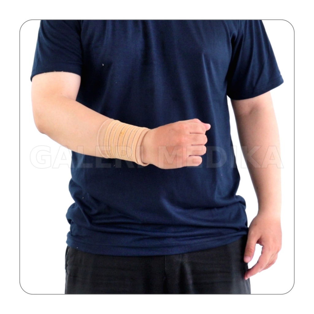 rp-familydr-wrist-support-use-3.jpg