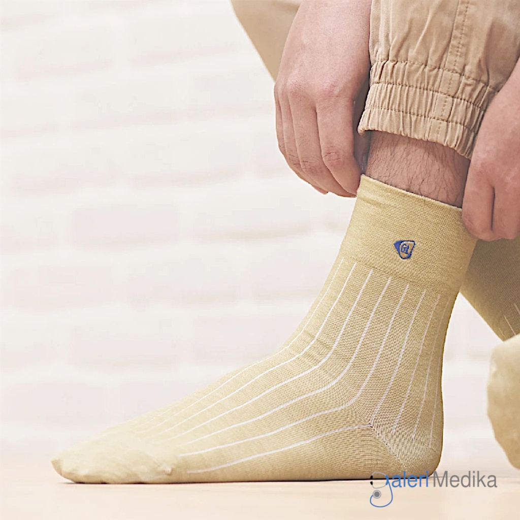 cucare-tn-sock-5.jpg