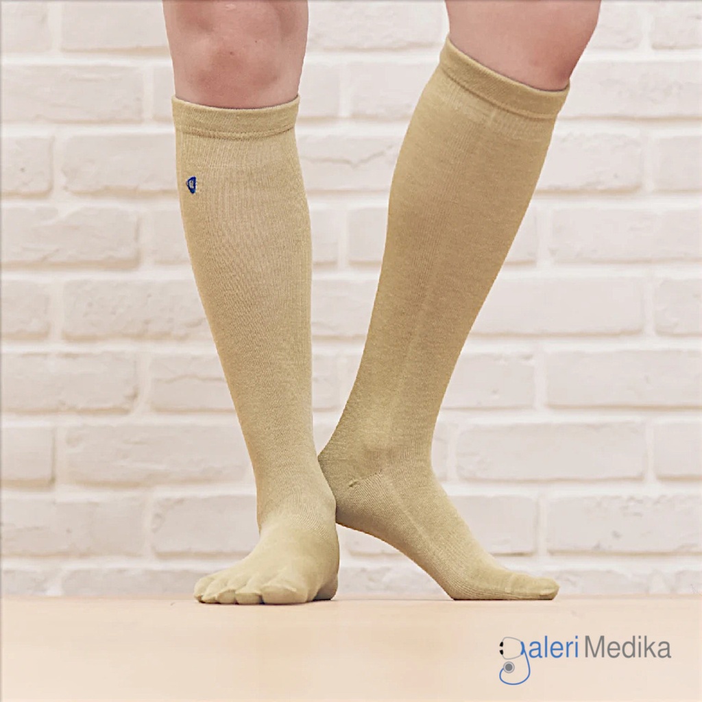 cucare-tk-sock-2.jpg