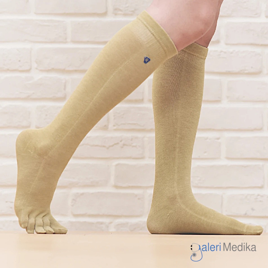 cucare-tk-sock-3.jpg